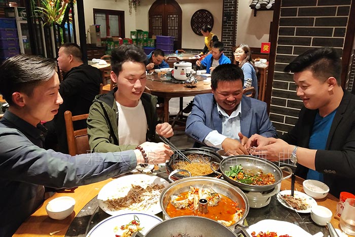 純糧酒飲后不上頭，不口干
