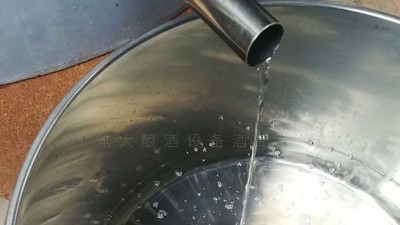 躲開(kāi)不銹鋼釀酒設(shè)備蒸餾“雷區(qū)”，原來(lái)出酒快有絕招！