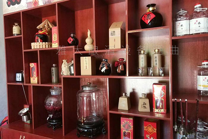 5-曾氏酒業(yè)-1套純糧釀酒設備，200平米舊廠房+3個臨街鋪面，輕松開酒廠3
