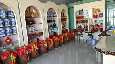 想開家純糧釀酒設備酒坊，但我一點也不會，有什么建議？