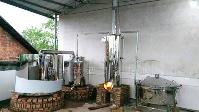 在農(nóng)村開小型酒廠有錢途嗎?小型釀酒設備靠譜嗎？