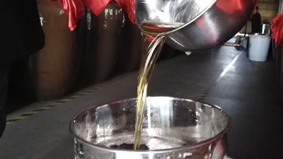 夏季用電加熱釀酒設(shè)備的酒坊生意變淡，如何破局？
