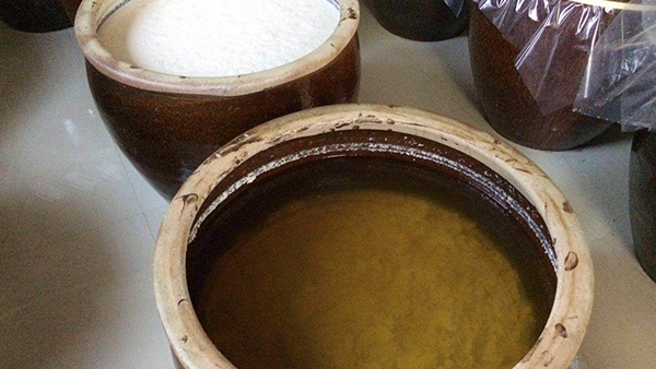 用不銹鋼釀酒設備做半固態(tài)大米酒，怎樣判斷發(fā)酵是否完成？