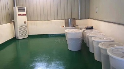 春節(jié)前燒酒設(shè)備釀的純糧酒不夠賣，怎樣才能縮短發(fā)酵周期？