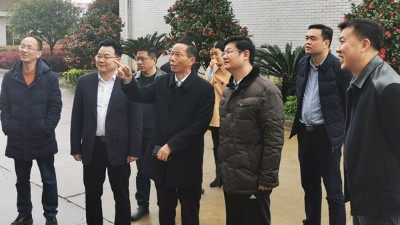 市區(qū)領(lǐng)導關(guān)懷，全國釀友給力，雅大實現(xiàn)開門紅