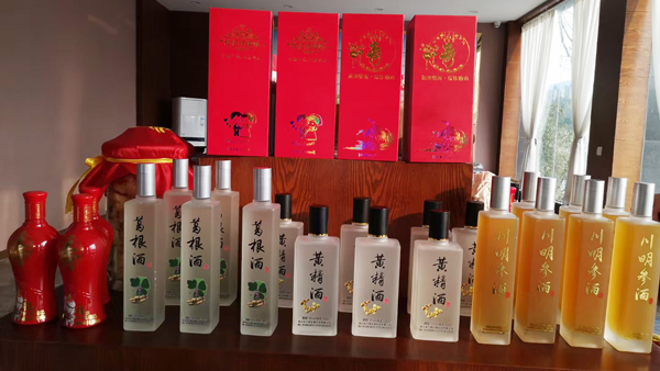 引進(jìn)燒酒設(shè)備做葛根酒，優(yōu)化葛根產(chǎn)業(yè)鏈，鋪就“致富”路