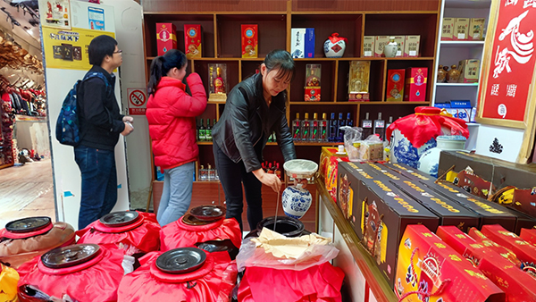 為什么這么多人喜歡喝白酒釀酒設備釀造的清香型白酒？
